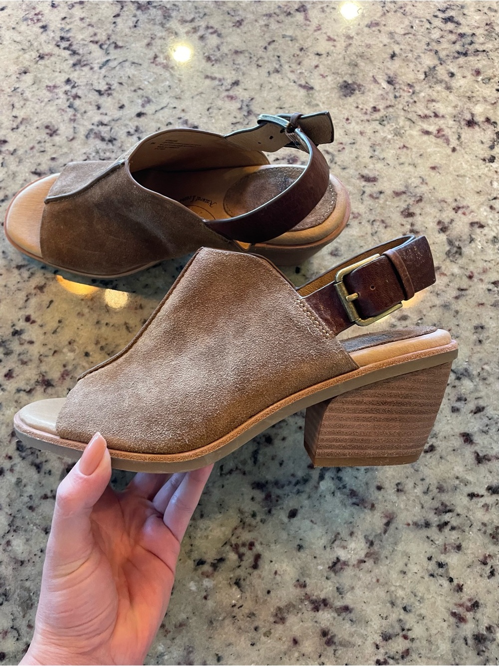 Sold Out online Sofft “Pelonia” sling back in taupe oiled cow 9 - Picture 3 of 6
